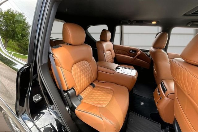 Used 2024 Black INFINITI Sensory image 26