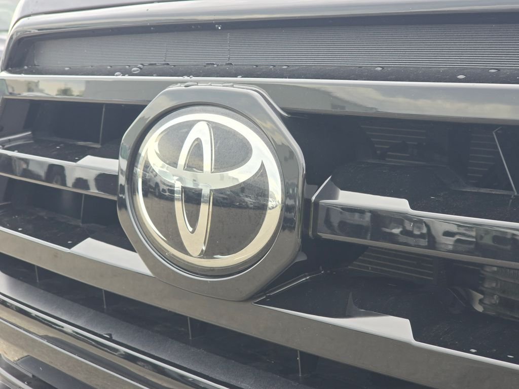 Used 2020 Black Toyota SR image 13
