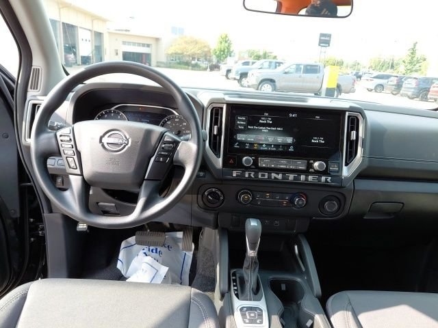 New 2026 Super Black Nissan Crew Cab SV image 28