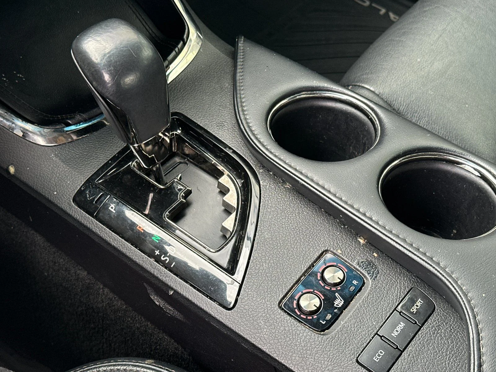 Used 2015 Mica Toyota XLE Touring image 20