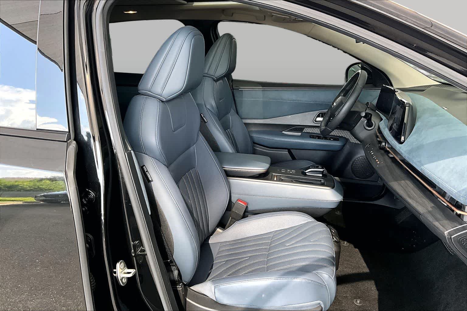 Pre-Owned 2024 Nissan Ariya PLATINUM+