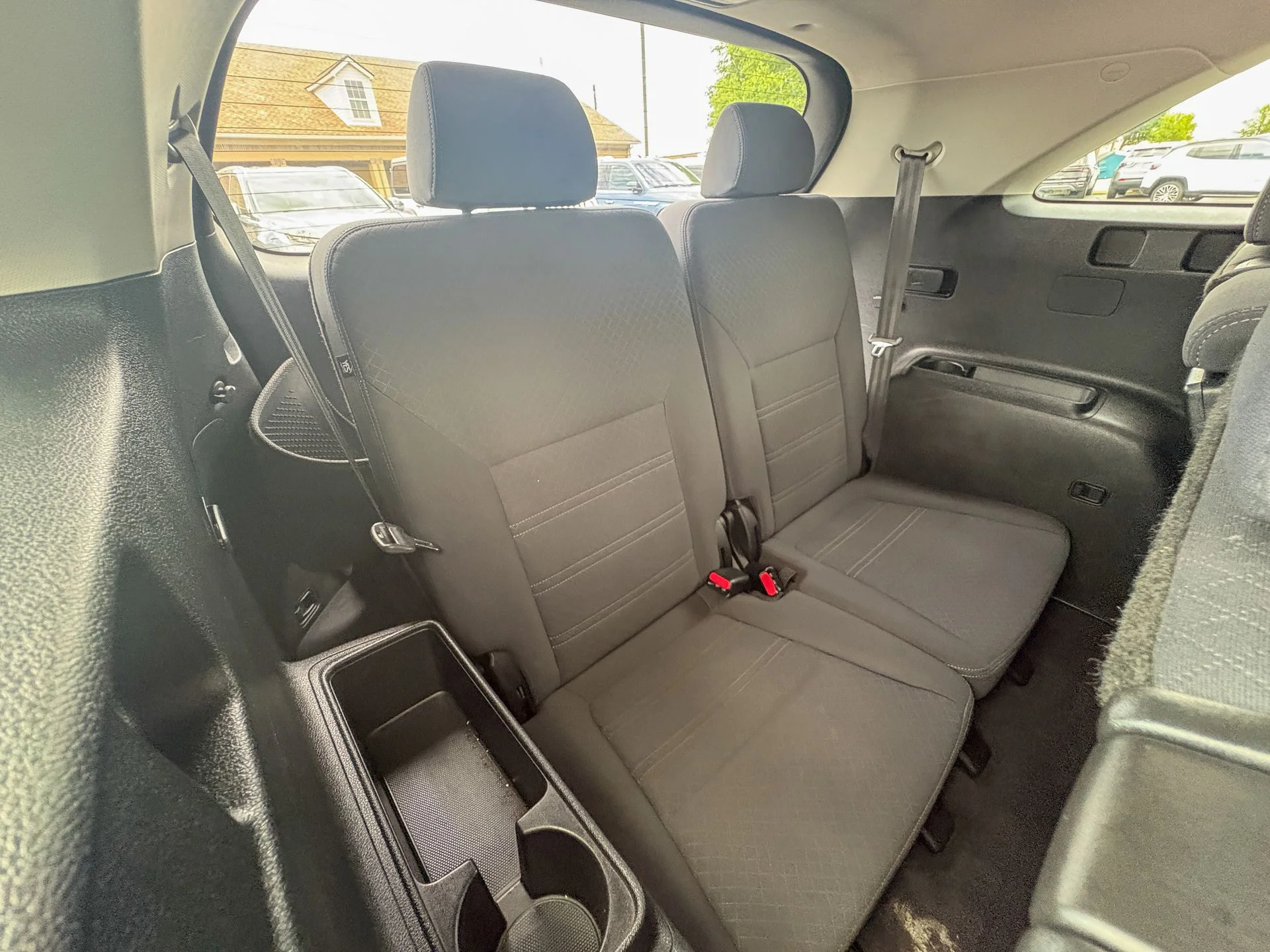 Used 2018 Silver Kia LX image 28