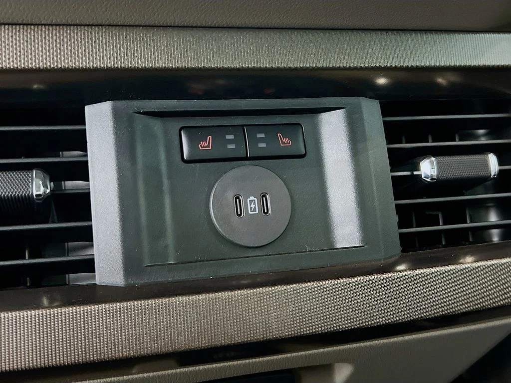 New 2026 Avalanche Ford Platinum image 30