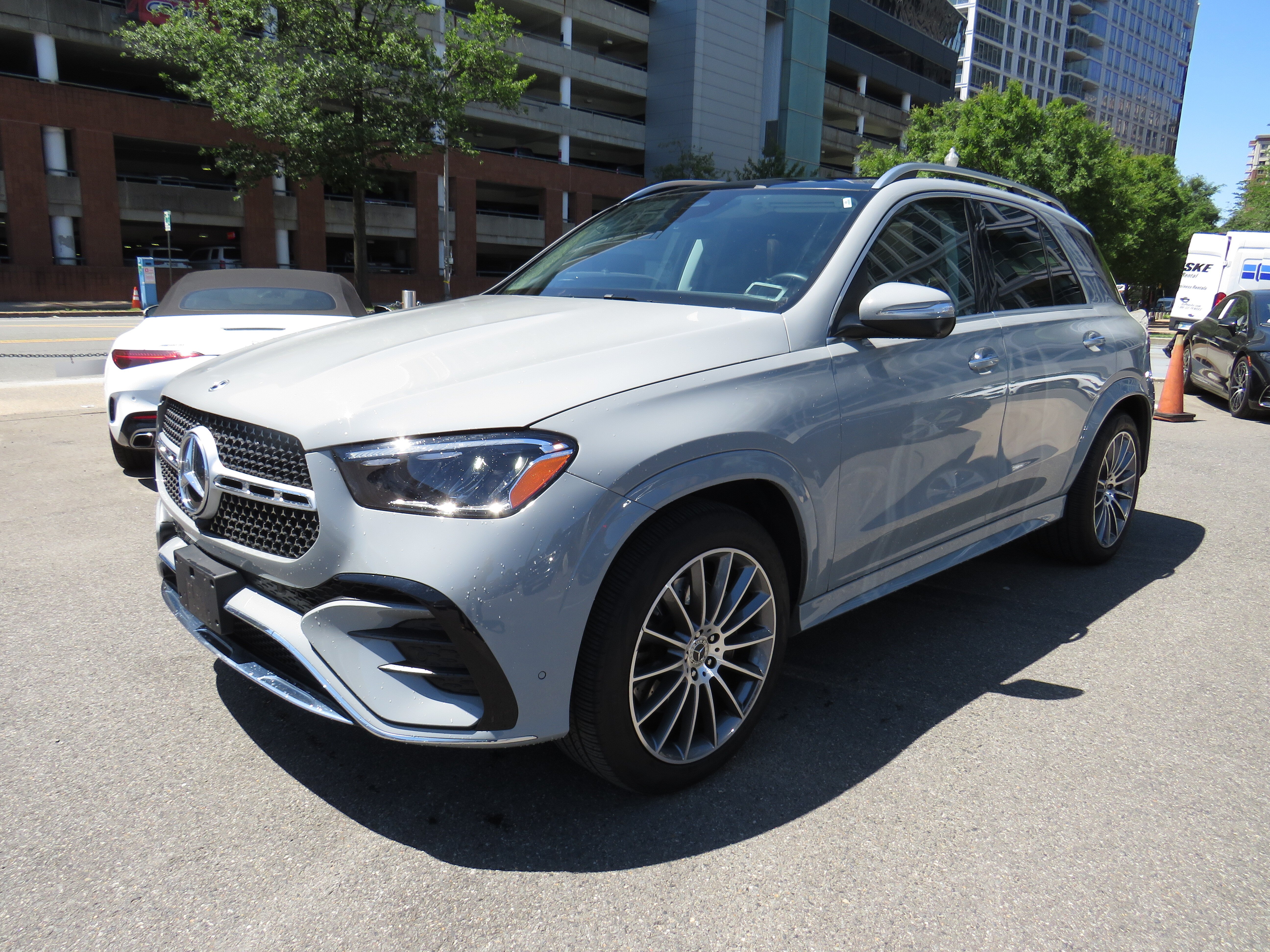 2024 Mercedes-Benz GLE GLE 350 4MATIC's photo