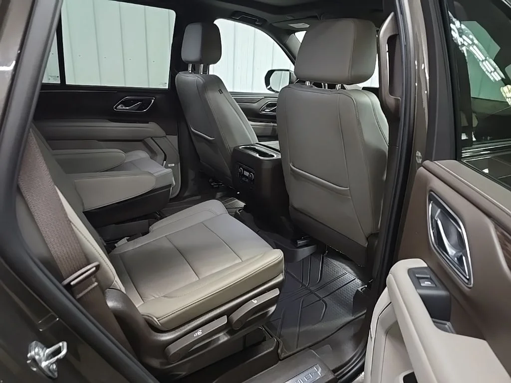 Used 2021 Graywood Metallic Chevrolet LT image 21