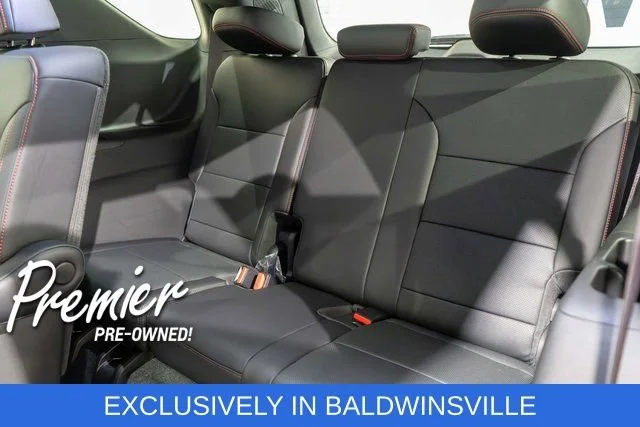 Used 2025 Radiant Red Tintcoat Chevrolet Z71 image 9