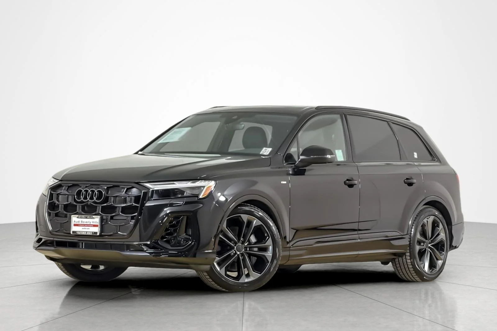Luxury Loaner 2026 Q7 55 SUV