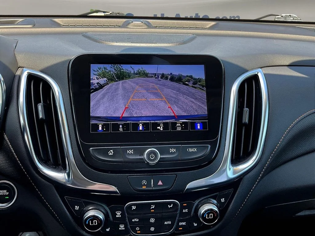 Used 2022 Gray Chevrolet Premier image 17