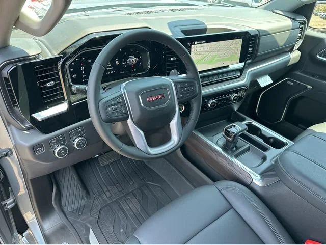 2026 GMC Sierra 1500 SLT - Photo 23