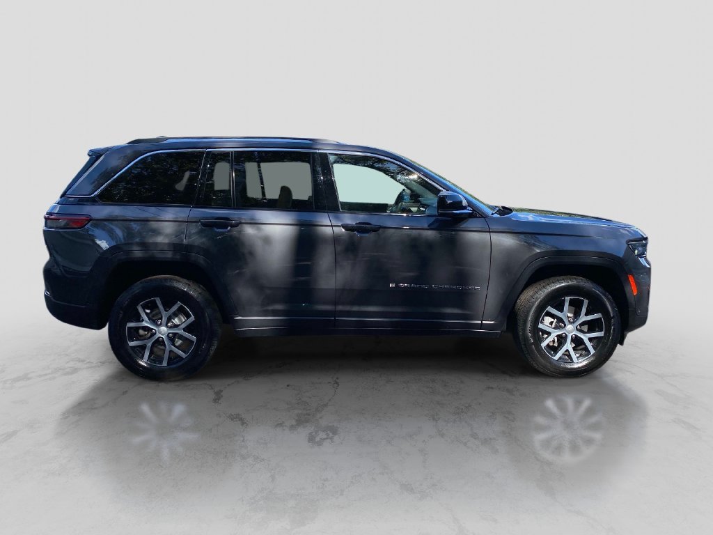 Used 2023 Gray Jeep Limited image 9