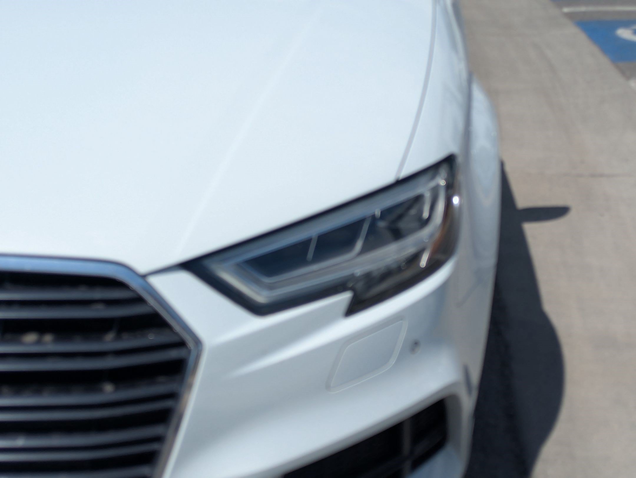 Used 2018 Glacier White Audi 2.0T Premium Plus image 9