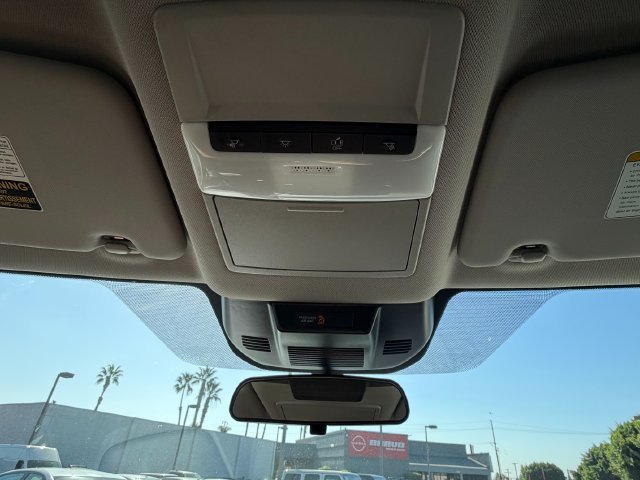 Used 2024 Silver Nissan S image 27