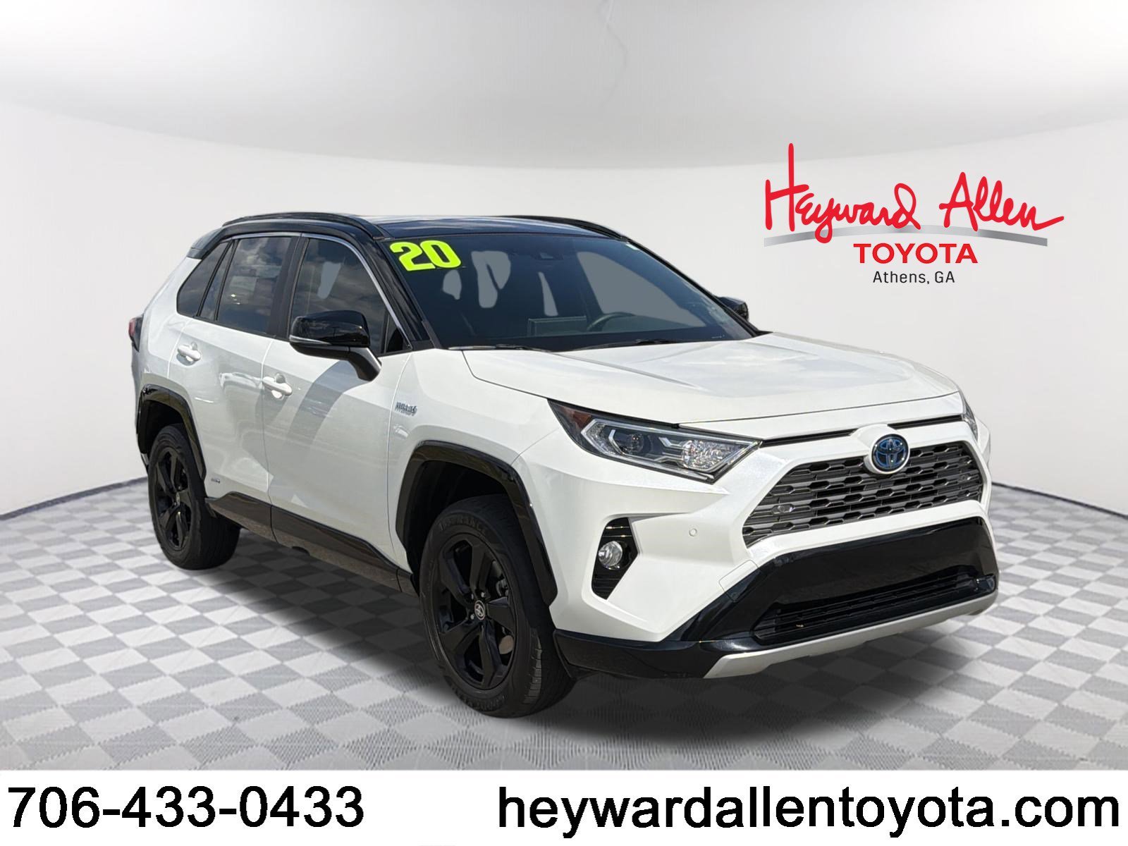 2020 Toyota RAV4 XSE