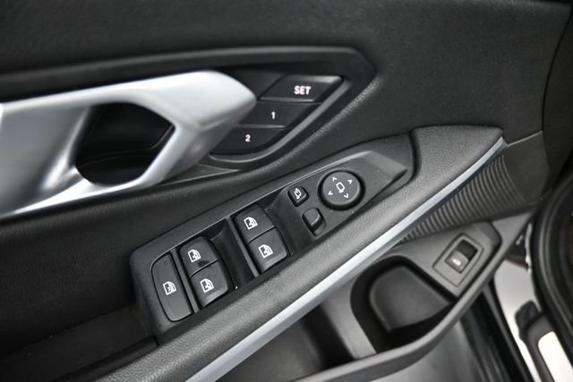 Used 2020 Black BMW 330i image 13