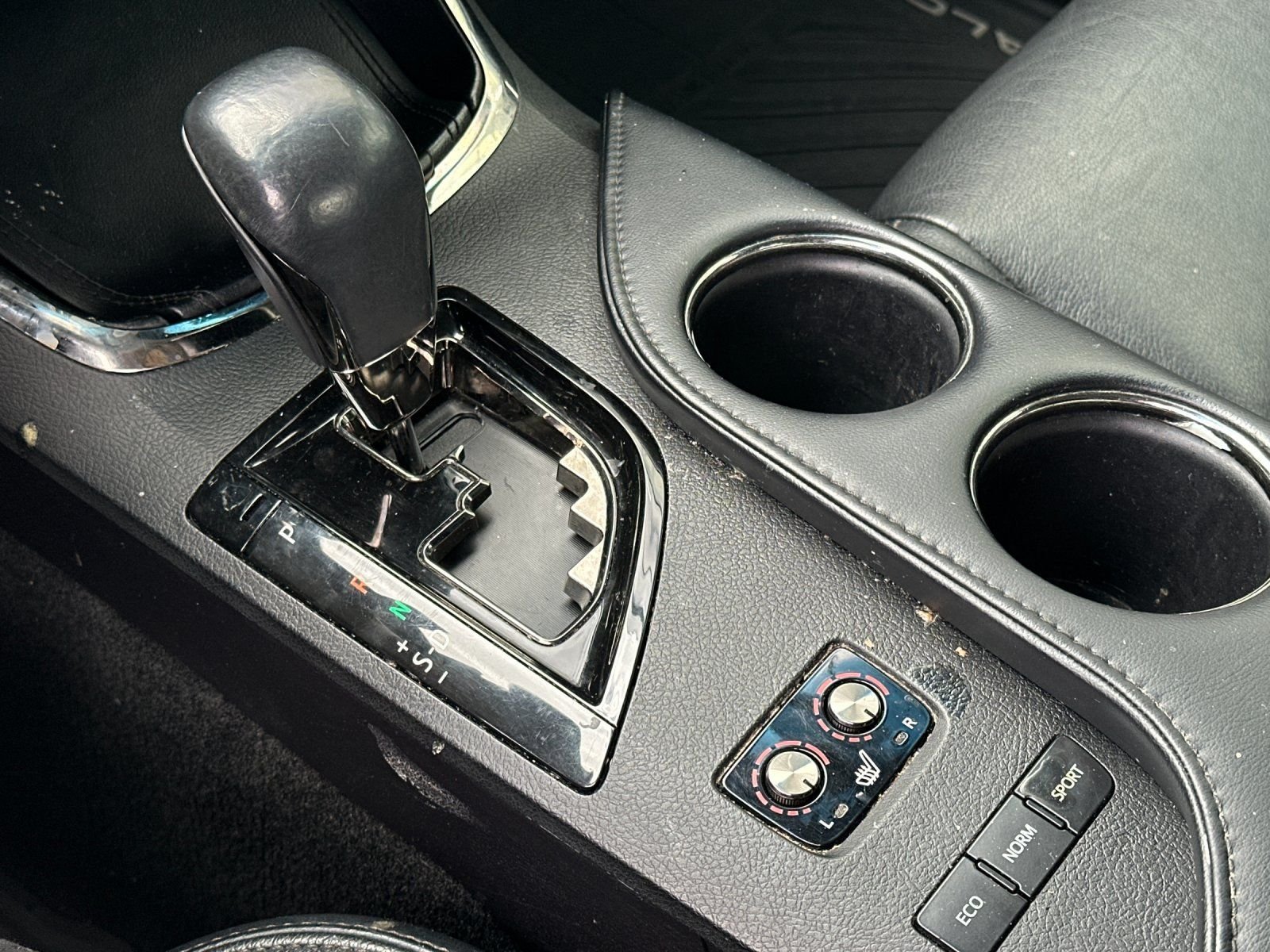 Used 2015 Mica Toyota XLE Touring image 20