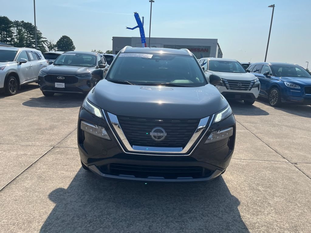 Used 2023 Black Nissan SL image 8
