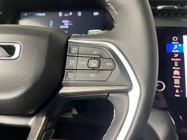 Used 2026 Silver Jeep Altitude image 22