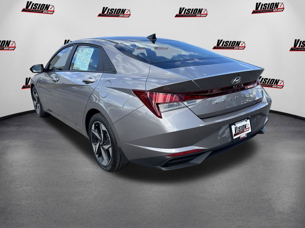 Certified Used 2023 Silver Hyundai SEL image 7