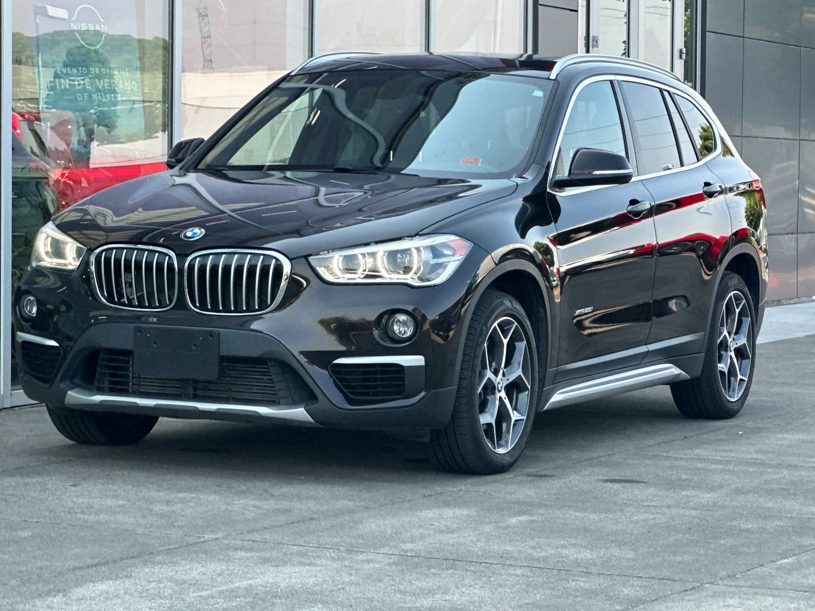 Used 2018 Brown Metallic BMW xDrive28i image 7