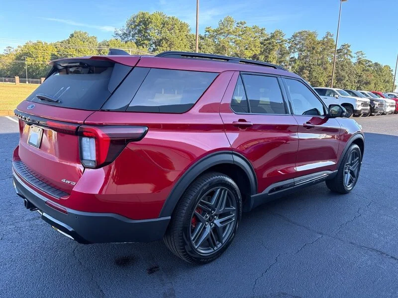 Used 2026 Red Metallic FORD ST-LINE image 8