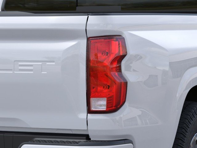 New 2026 Summit White Chevrolet LT image 11