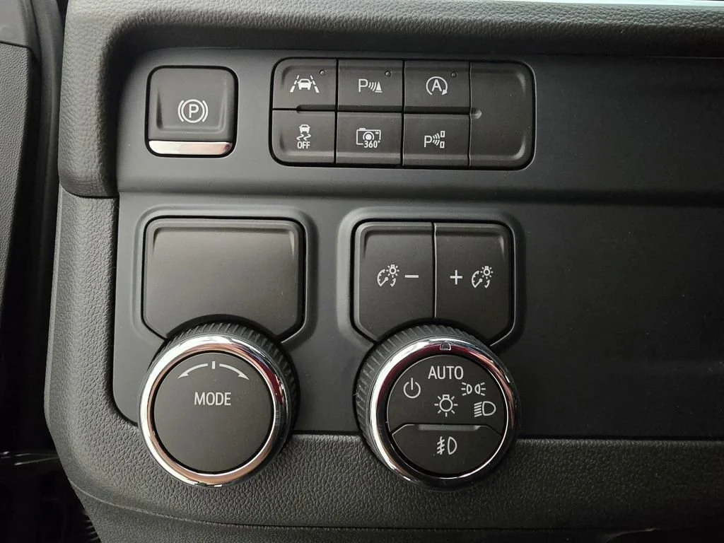 2026 Chevrolet Tahoe Premier - Photo 30