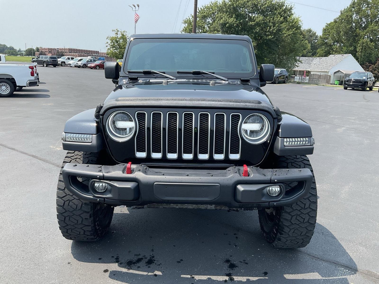 Used 2018 Black Clearcoat Jeep Sahara image 2