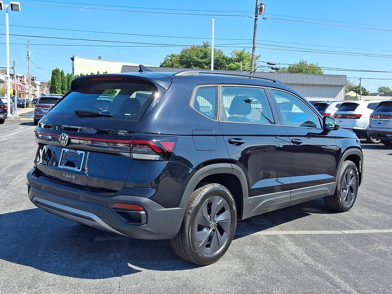 2025 Volkswagen Taos S photo 2