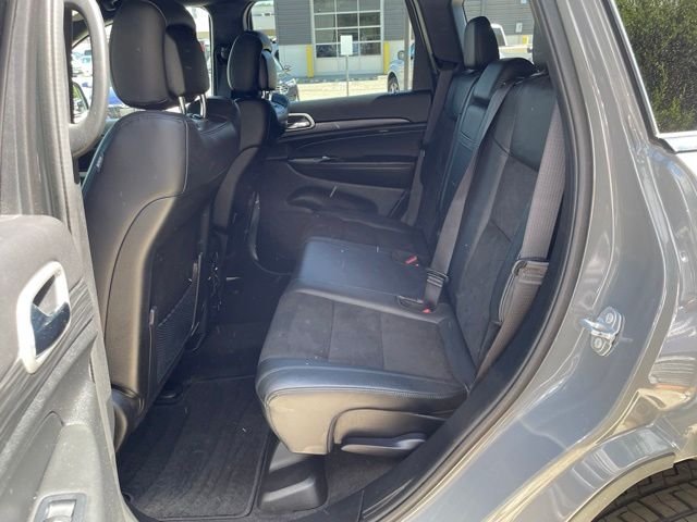 Used 2022 Sting Gray Clearcoat Jeep Laredo X image 37