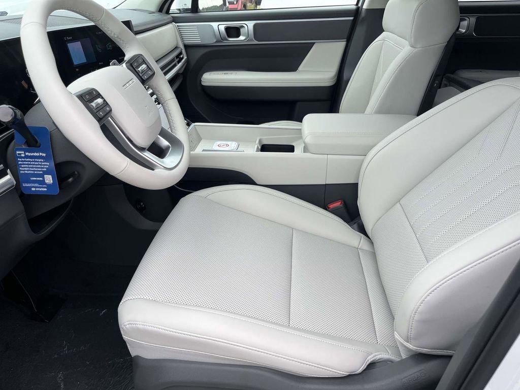New 2026 White Hyundai SEL FWD image 59
