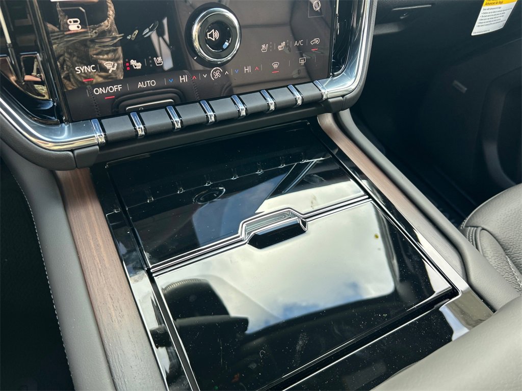 2026 GMC YUKON XL - Image 25