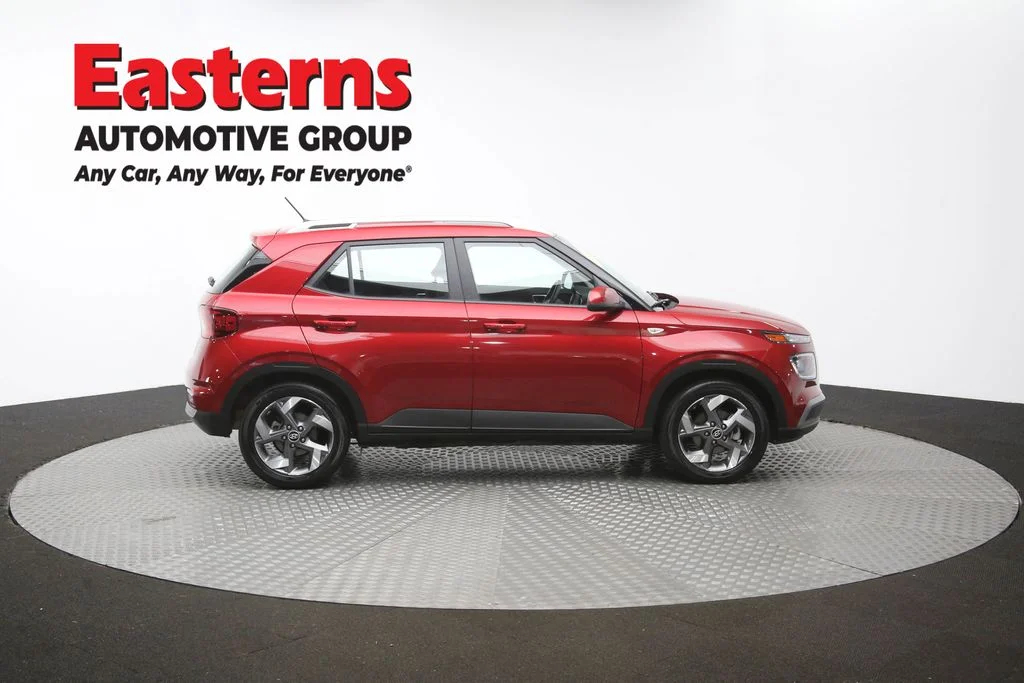 Used 2025 Red Hyundai SEL image 46