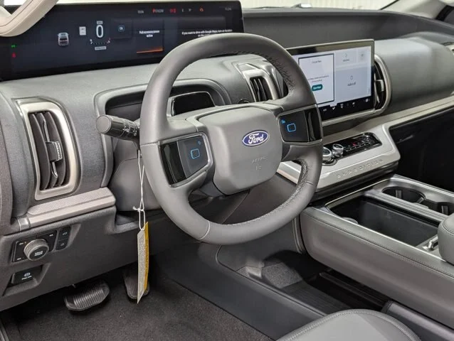 New 2027 Nocturnal Blue Metallic Ford Active image 45