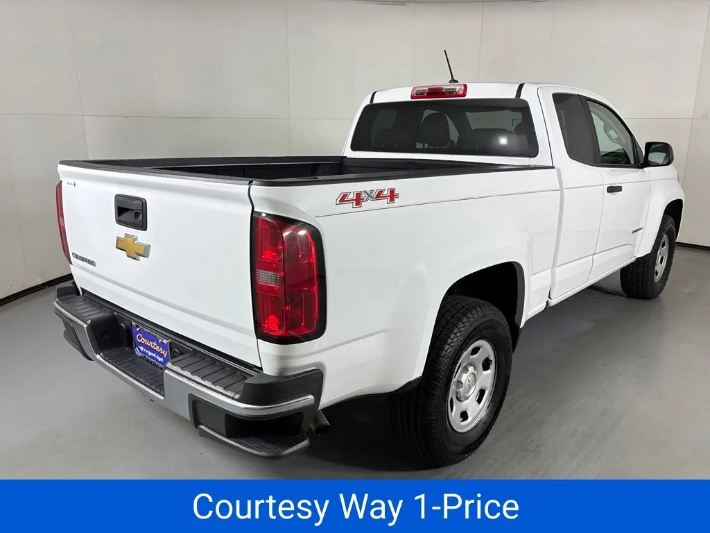 Used 2018 SUMMIT WHITE Chevrolet 4WD Work Truck image 11