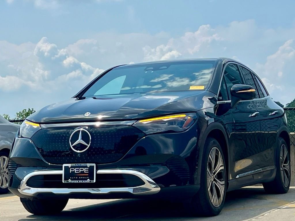 Certified Used 2023 Black Mercedes-Benz 350 SUV image 4