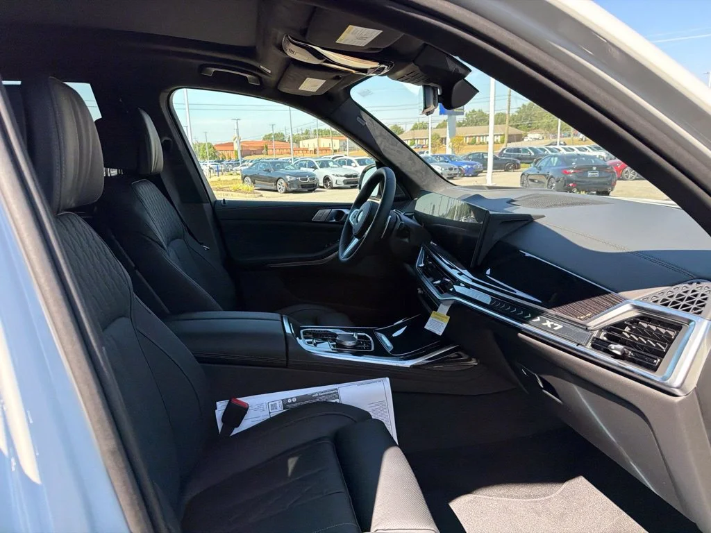 New 2027 White BMW xDrive40i image 25