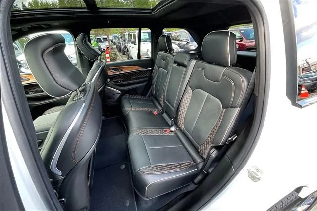 2025 Jeep Grand Cherokee Summit Reserve - Photo 11