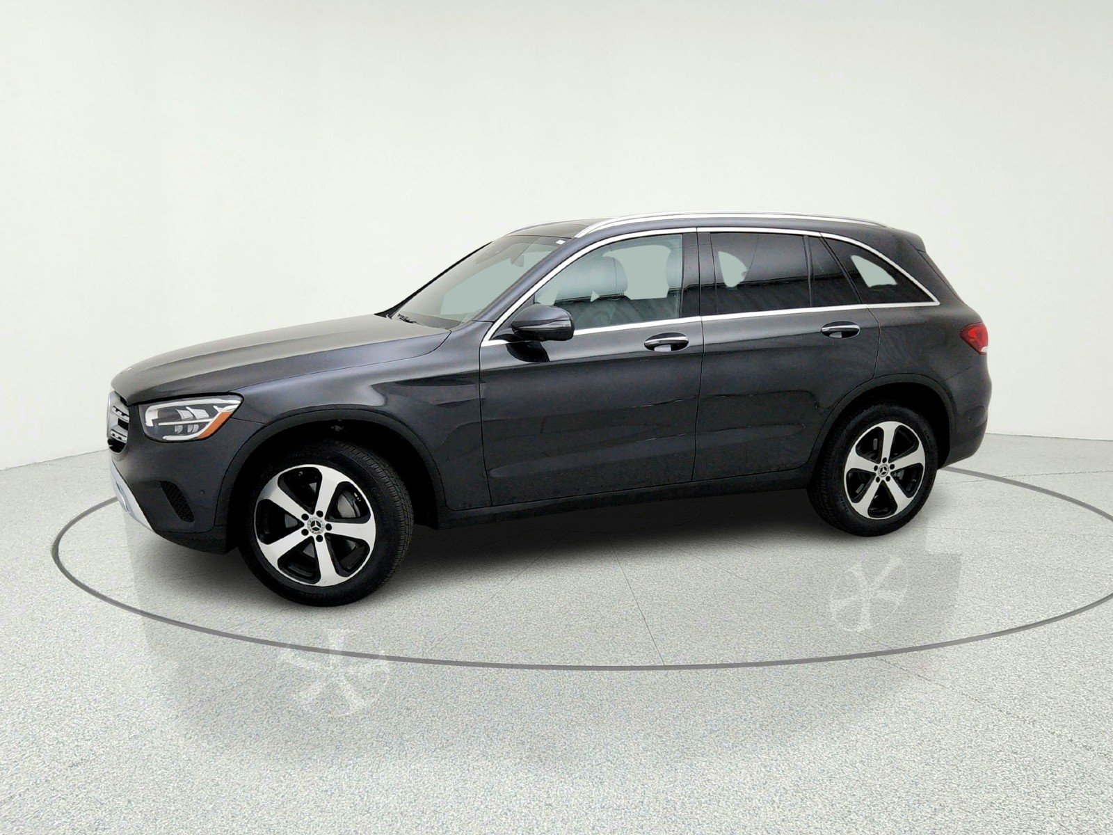 Certified Used 2021 Graphite Grey Metallic Mercedes-Benz GLC 300 image 15