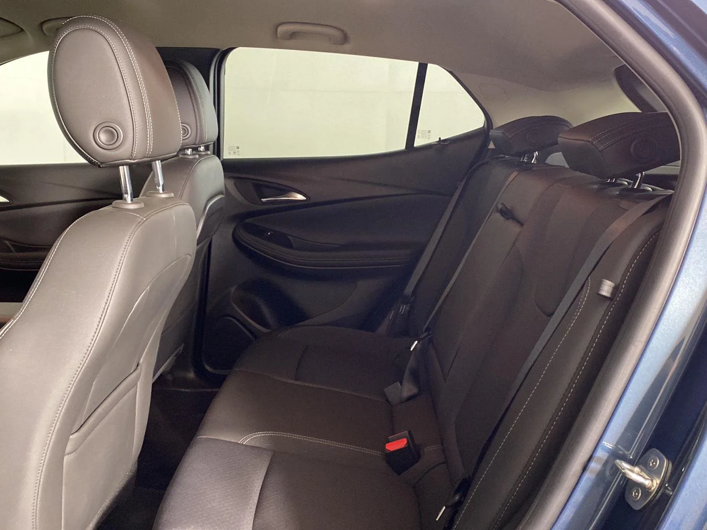 Used 2024 Ocean Blue Metallic Buick Preferred image 29