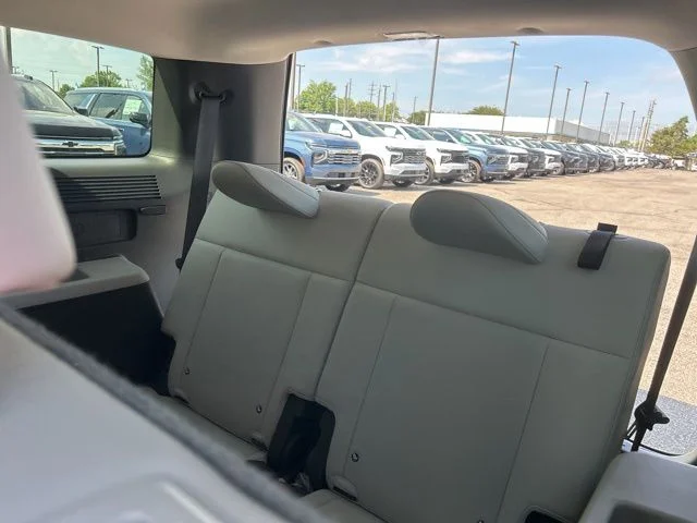 Used 2025 Gray Hyundai SEL image 31