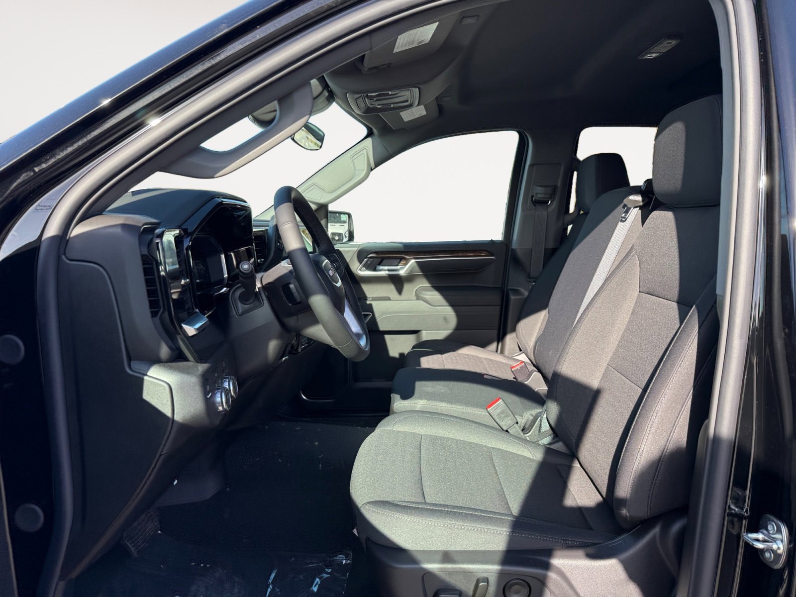 New 2026 Onyx Black GMC Elevation image 10