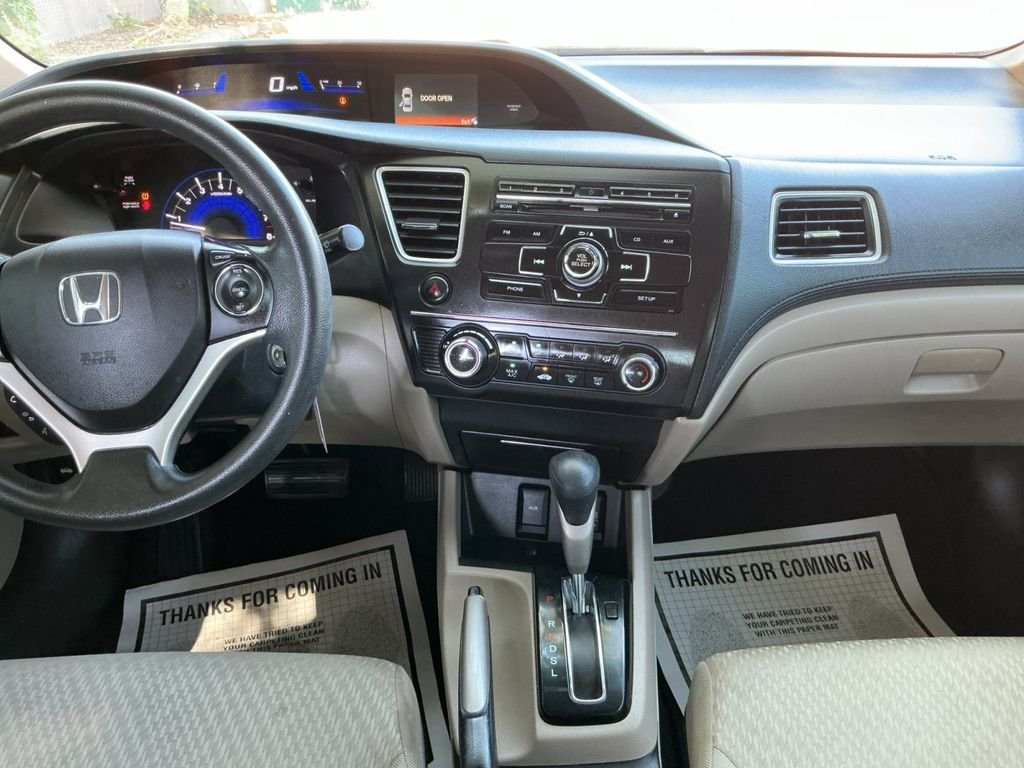 Used 2015 Red Honda LX image 17