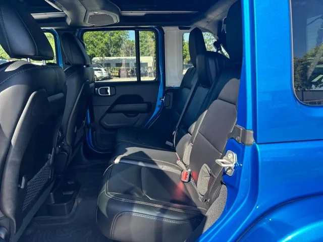 Used 2024 Blue Jeep Rubicon 392 image 10