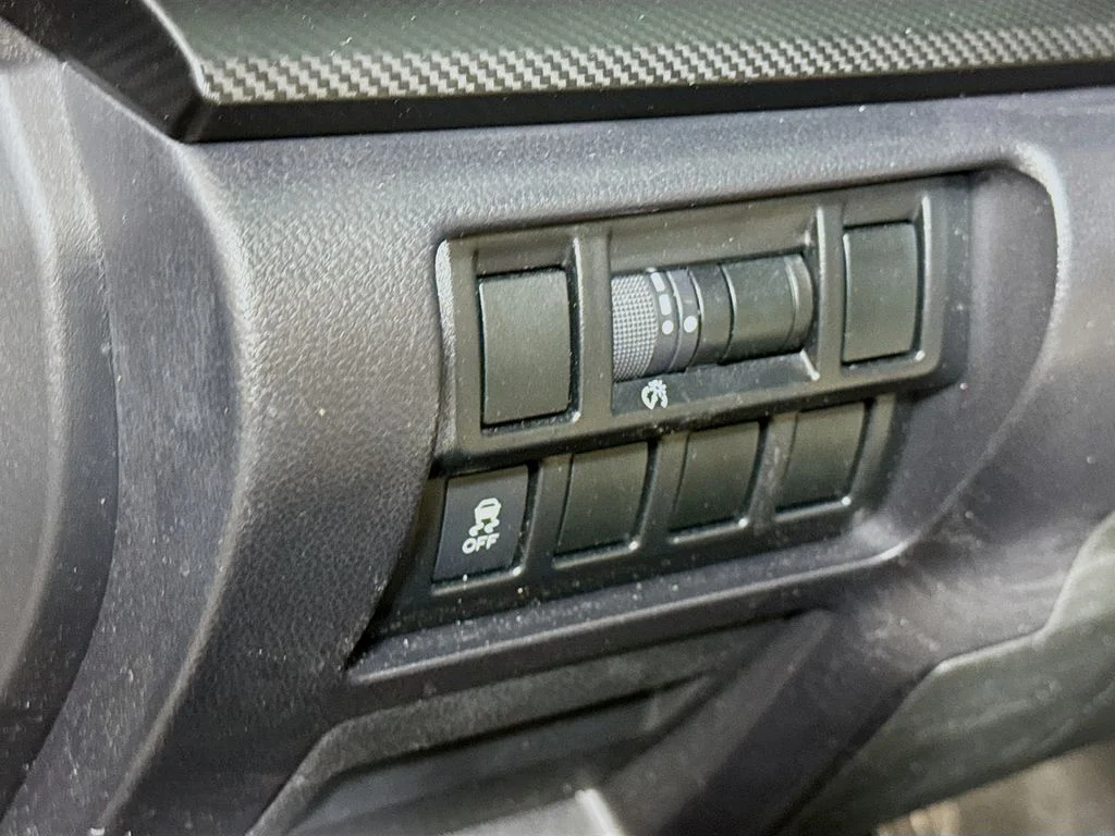 Used 2020 Blue Subaru Base image 10