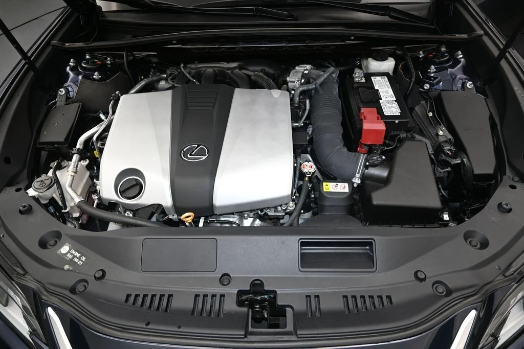 Used 2023  Lexus 350 image 25