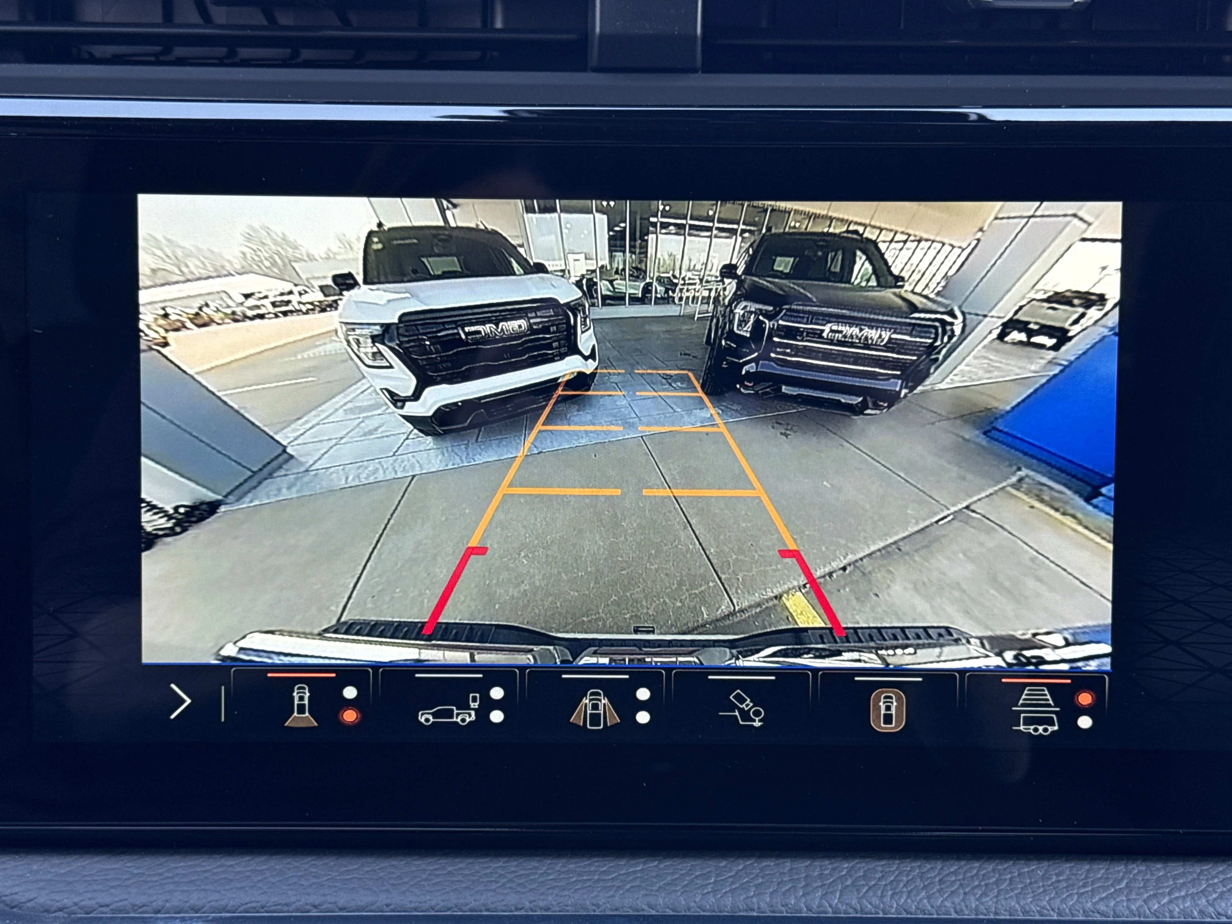 2026 GMC Sierra 1500 Denali - Photo 9