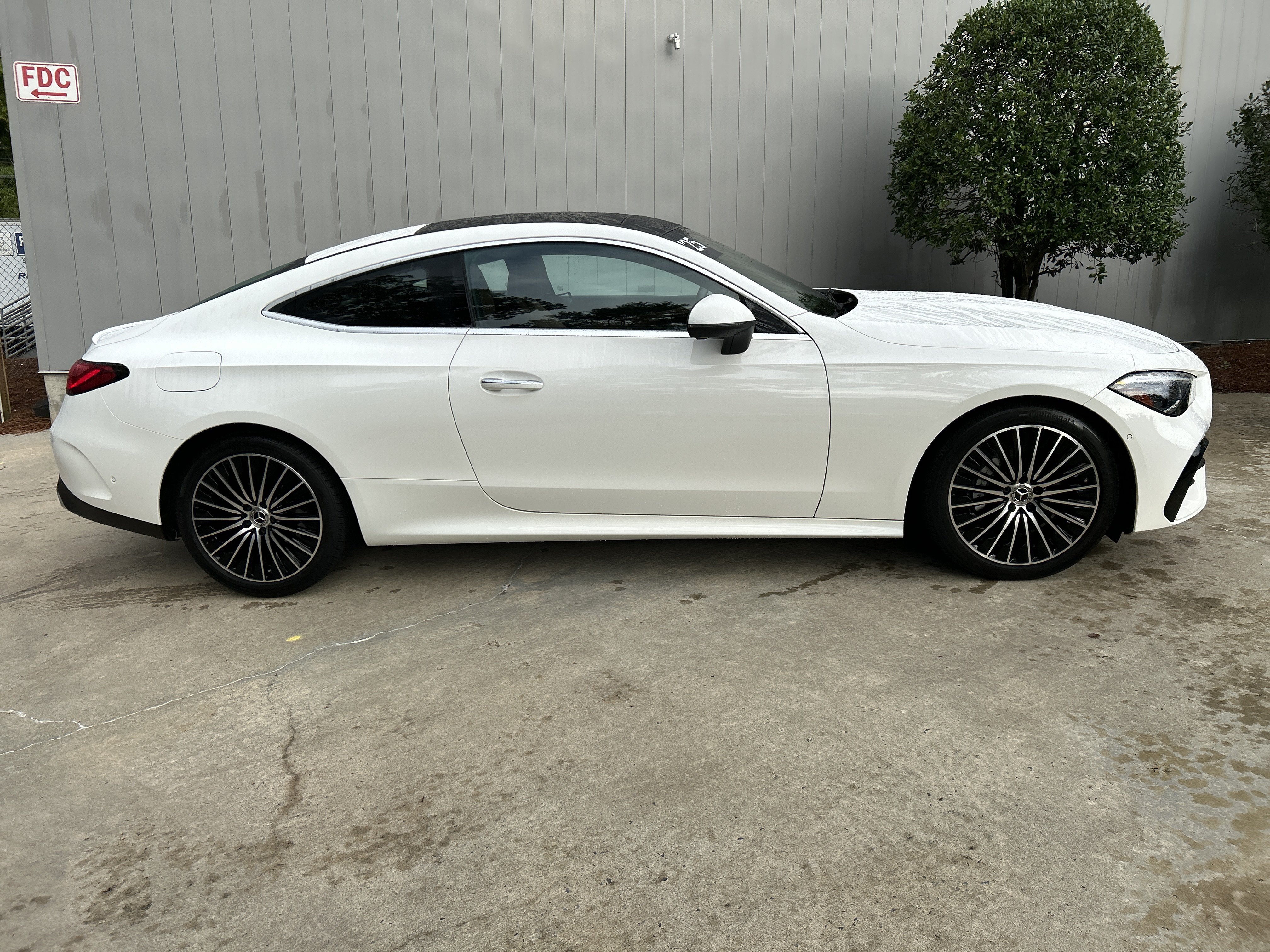 Certified Used 2025 Polar White Mercedes-Benz CLE 300 4MATIC® Coupe image 5