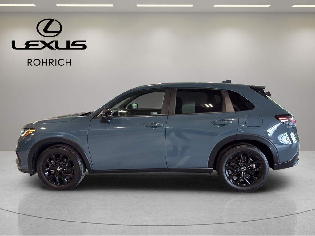 Used 2023  Honda Sport image 9