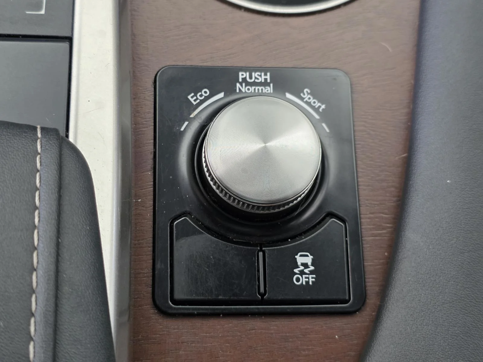 Used 2020 White Pearl Lexus 350L image 27