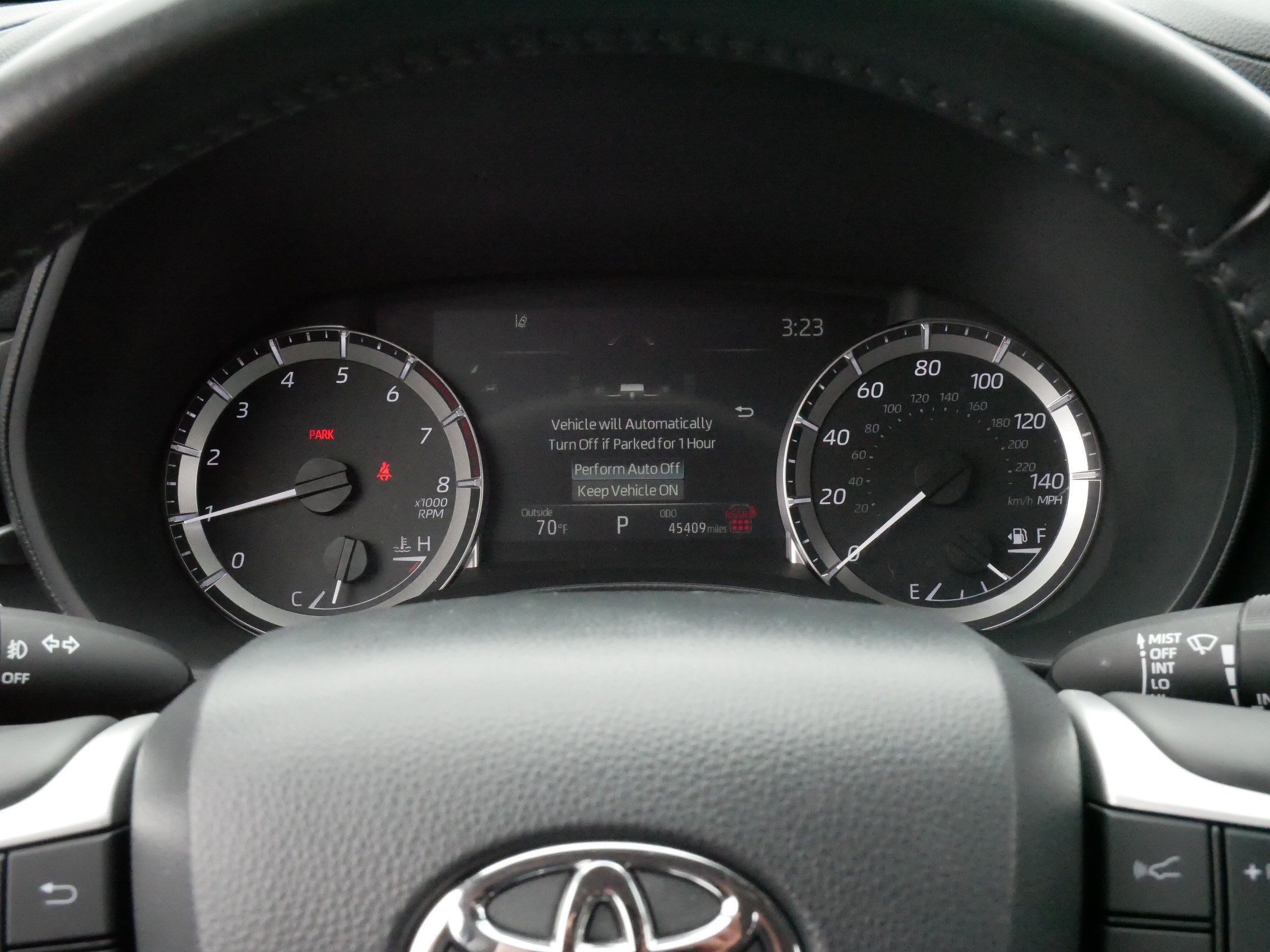 2024 Toyota Highlander LE - Photo 21